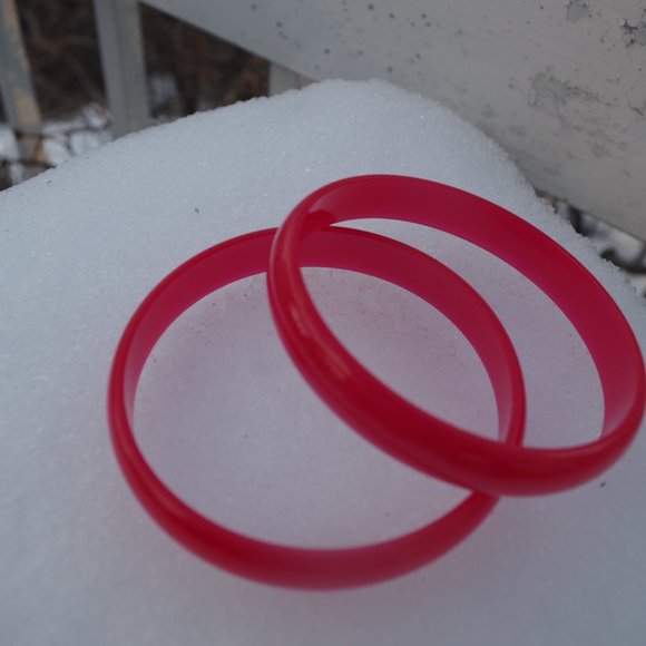 Two Moon Glow Lucite  Red Bangles - Picture 2 of 4
